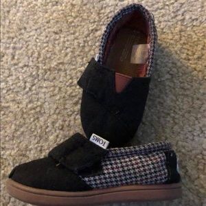 Toddler Toms- 7c